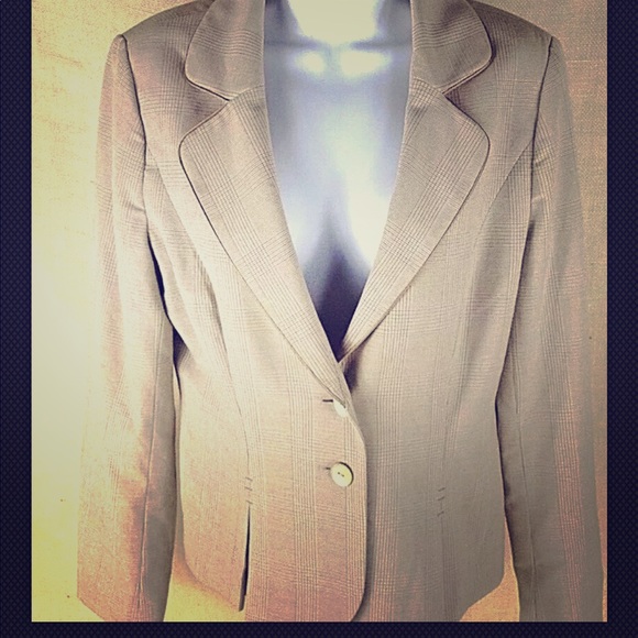 WHITE HOUSE BLACK MARKET Women Blazer  Sz 6 Beige - Picture 1 of 5